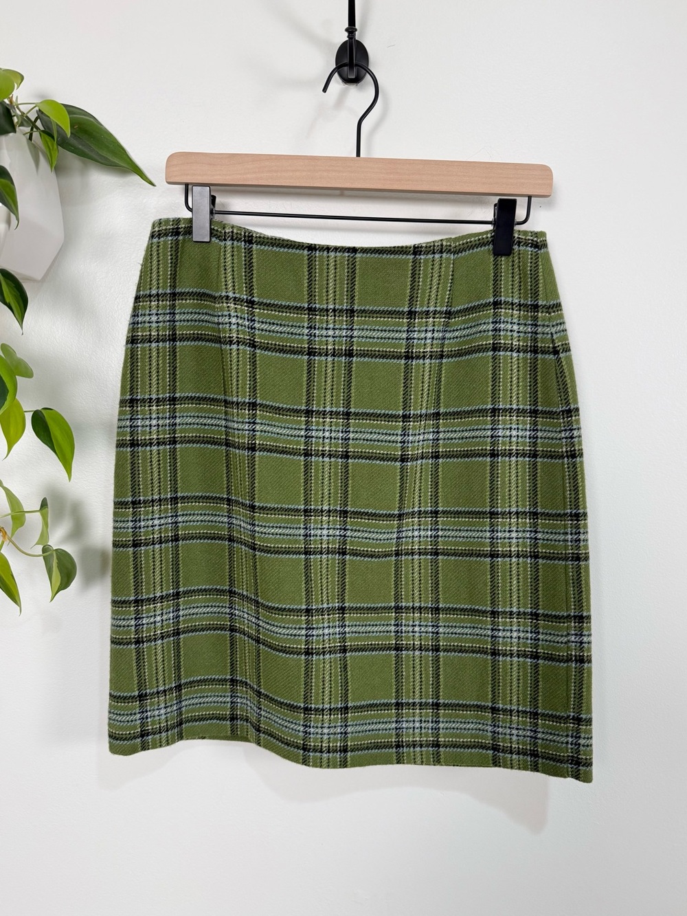 Eddie Bauer Green Plaid Pencil Skirt Wool Blend Lined Y2K Preppy Dark Academia 4